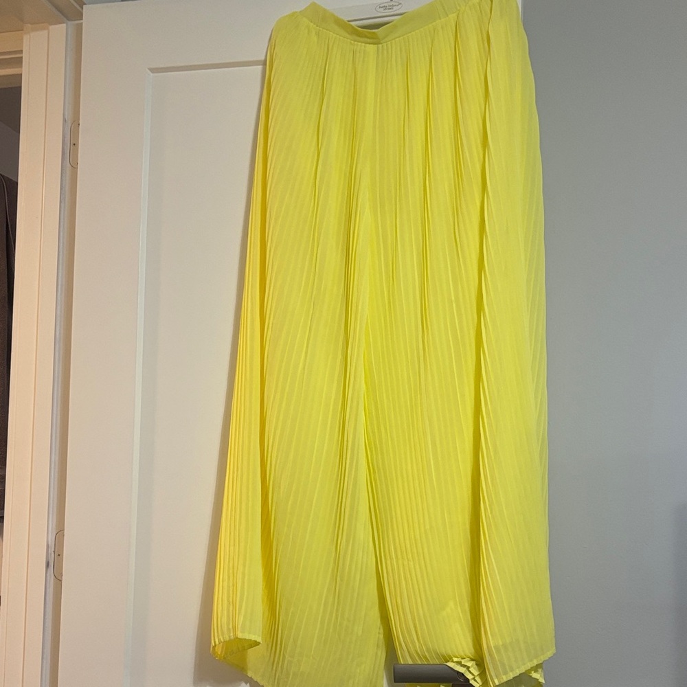 Zara Neon Yellow Wide-Leg Pleated Jumpsuit Pants - Picture 3 of 5